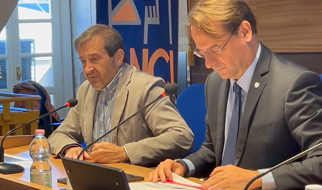 Presentazione ai Comuni dei finanziamenti regionali in materia di rigenerazione urbana ed edilizia scolastica